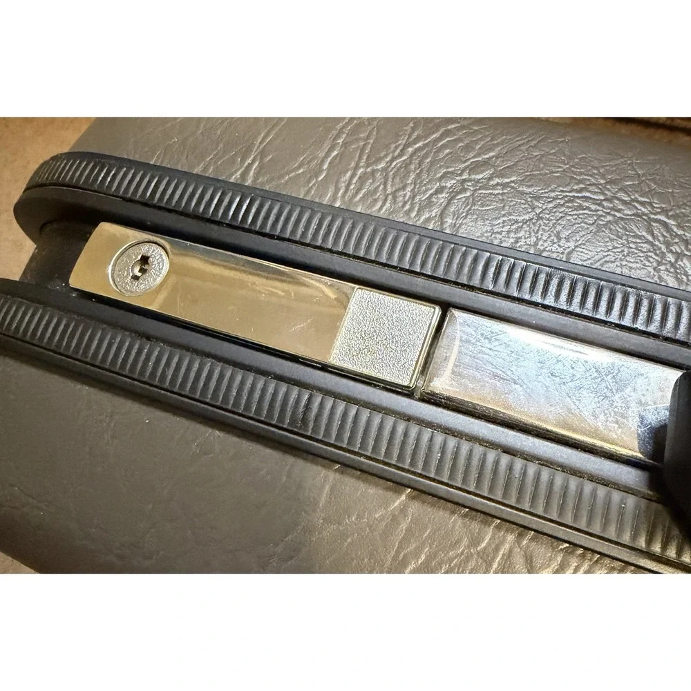 Vintage Samsonite Seminy II Hard Shell Suitcase Gray Gray  Unisex - No Keys